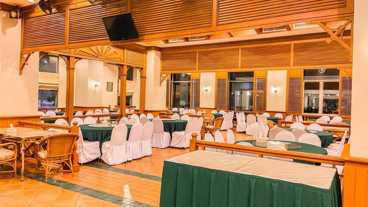 K Park Grand Hotel Sha Plus Certified Сурат-Тхані Екстер'єр фото
