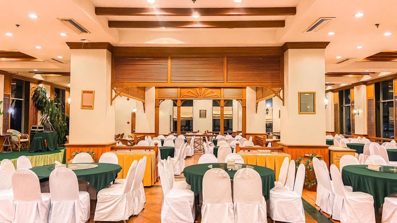 K Park Grand Hotel Sha Plus Certified Сурат-Тхані Екстер'єр фото