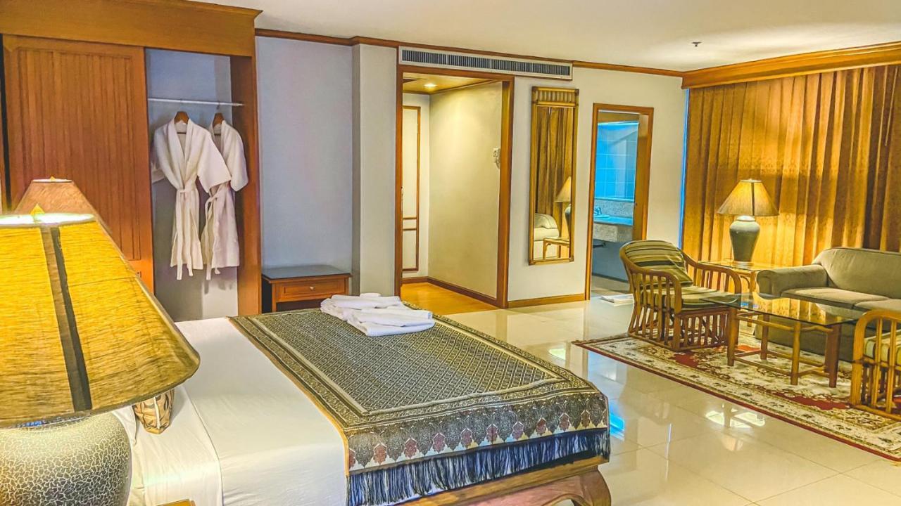 K Park Grand Hotel Sha Plus Certified Сурат-Тхані Екстер'єр фото