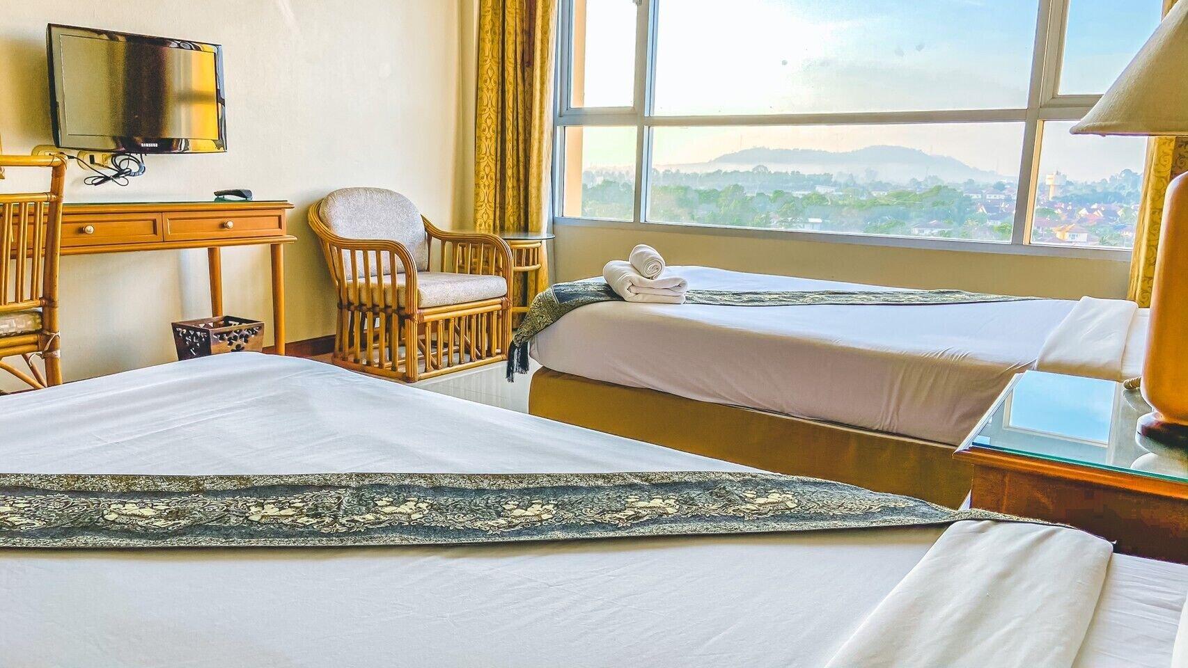 K Park Grand Hotel Sha Plus Certified Сурат-Тхані Екстер'єр фото