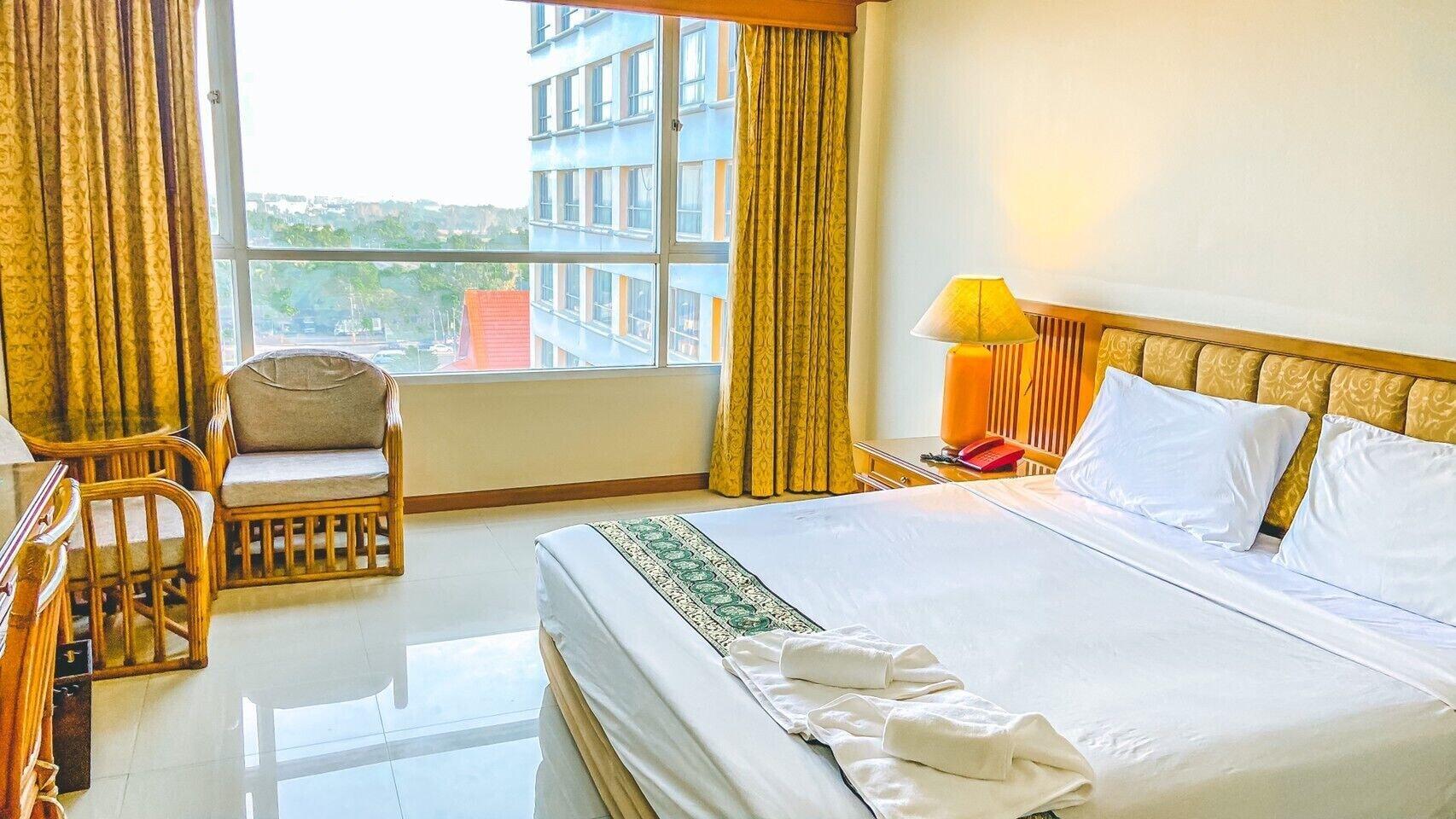 K Park Grand Hotel Sha Plus Certified Сурат-Тхані Екстер'єр фото